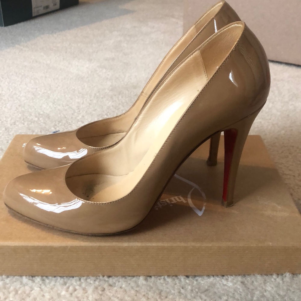 Christian Louboutin Décolleté camel